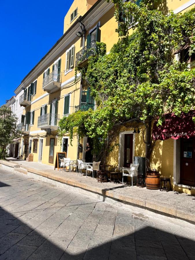 Dimora Elle Hotell La Maddalena  Eksteriør bilde